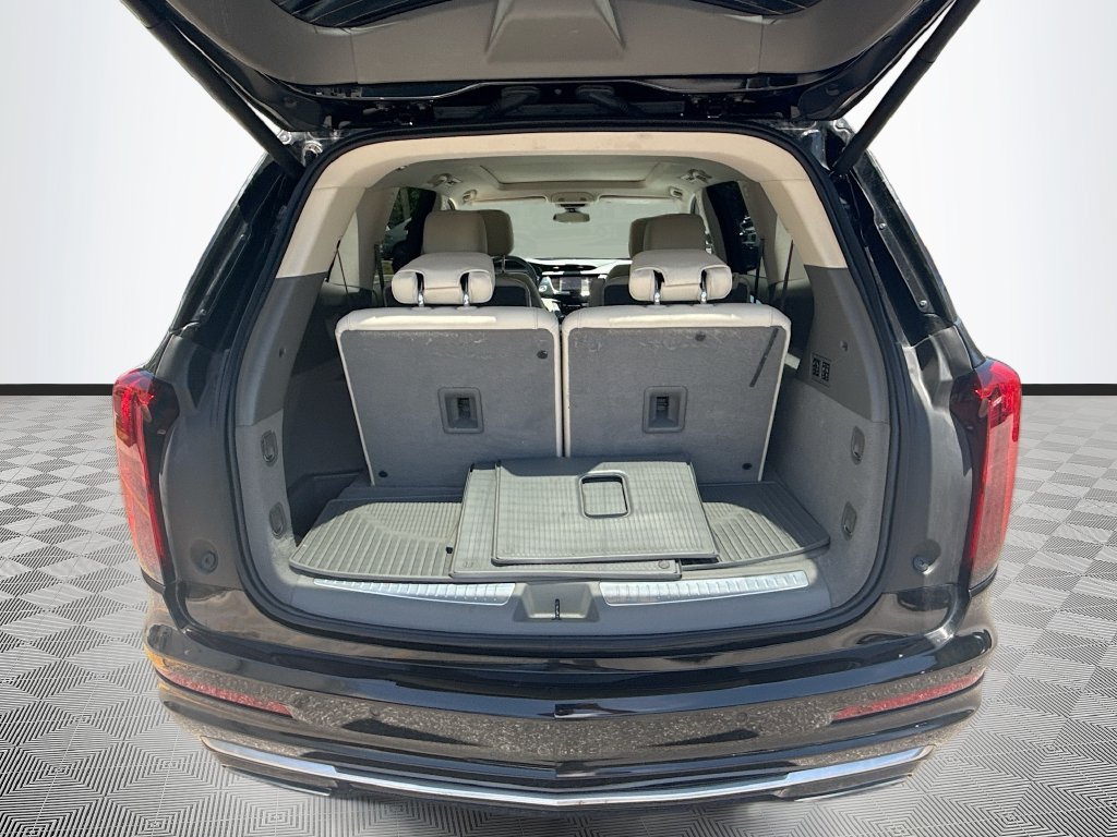 Used 2024 Cadillac XT6 Premium Luxury w/ LPO, Floor Liner Package AWD/4WD image 30