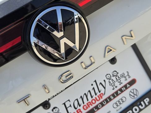 Used 2025 Volkswagen Tiguan S FWD image 9