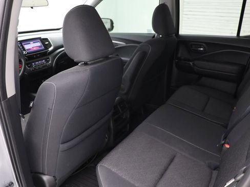 Used 2021 Honda Ridgeline Sport image 14