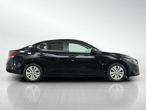 Used 2025 Nissan Sentra S FWD image 6