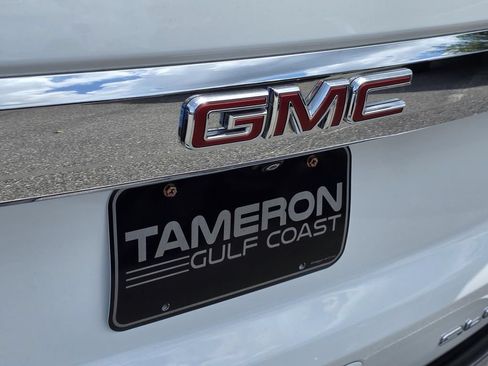 Used 2022 GMC Yukon SLE w/ Gmc Pro Safety Plus Package RWD image 25