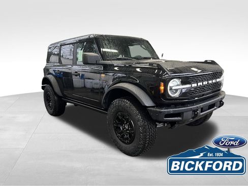 New 2026 Ford Bronco Badlands AWD/4WD image 3
