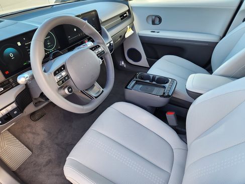 New 2026 Hyundai Ioniq 5 Limited image 8
