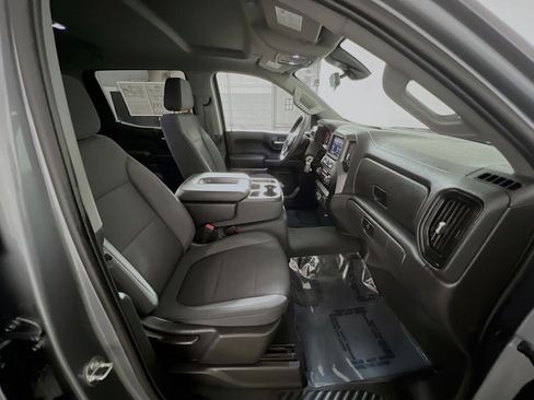 Used 2022 Chevrolet Silverado 1500 Custom w/ Safety Confidence Package image 30