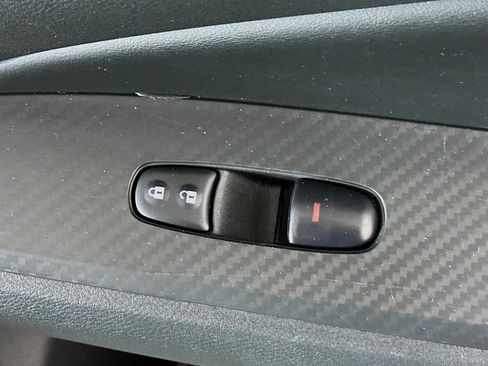 Used 2024 Nissan Altima 2.5 SV FWD image 29