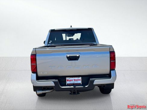 New 2026 Toyota Tacoma SR5 AWD/4WD image 10