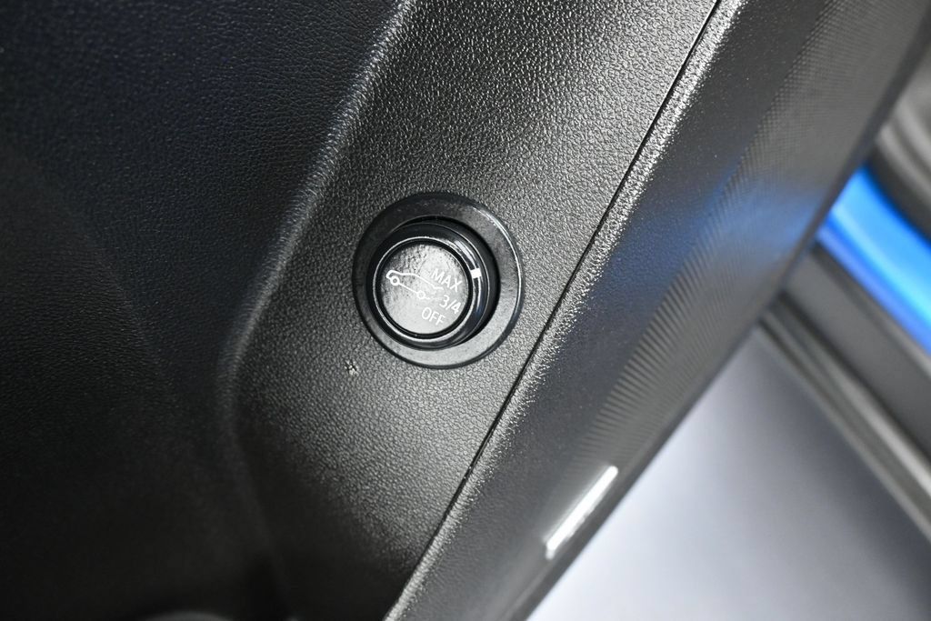 Used 2024 Chevrolet Equinox RS w/ RS Leather Package FWD image 14