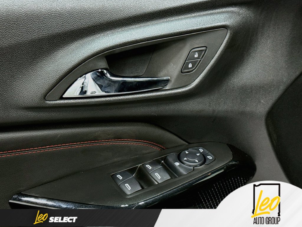 Used 2024 Chevrolet Trax RS w/ Driver Confidence Package FWD image 20