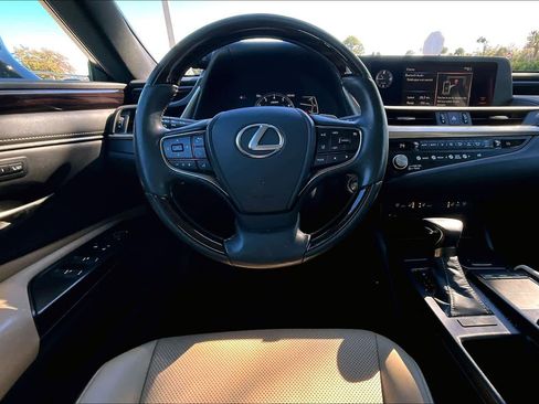 Used 2021 Lexus ES 350 w/ Premium Package image 6