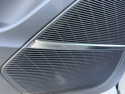 New 2026 Audi Q7 2.0T Premium image 14