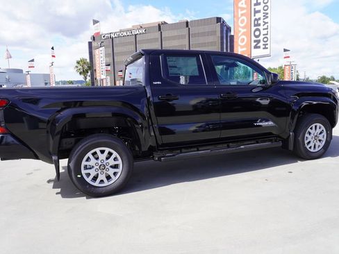 New 2026 Toyota Tacoma SR5 RWD image 4
