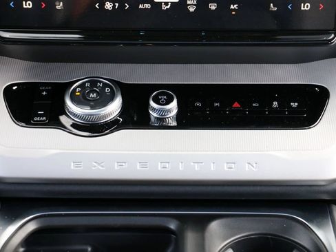 New 2026 Ford Expedition Active AWD/4WD image 27