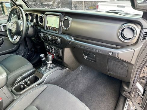 Used 2021 Jeep Wrangler Unlimited Rubicon 4xe w/ Cold Weather Group image 34