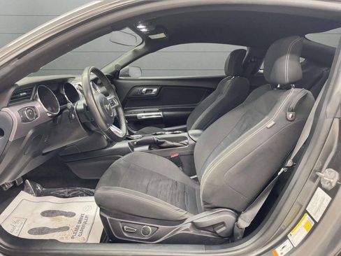 Used 2015 Ford Mustang GT image 17