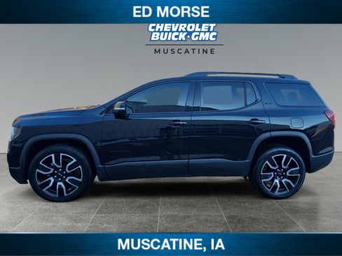 Used 2021 GMC Acadia SLT w/ Elevation Edition image 2