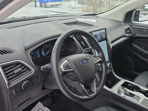 Used 2022 Ford Edge SEL w/ Convenience Package image 13