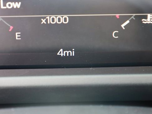 New 2026 GMC Acadia Elevation AWD/4WD image 14