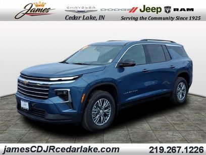 Used 2025 Chevrolet Traverse LT w/ Driver Confidence Package