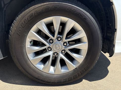 Used 2023 Lexus GX 460 Premium w/ Premium Package AWD/4WD image 27