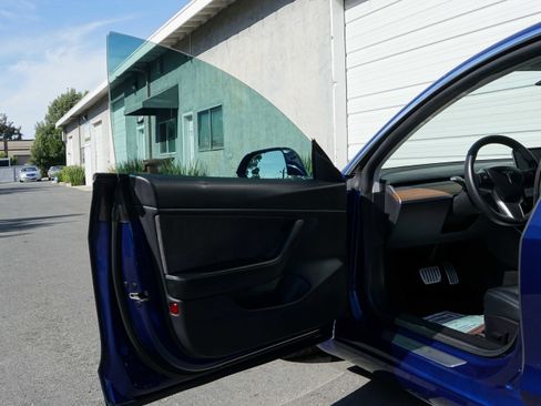 Used 2020 Tesla Model 3 Performance AWD/4WD image 36