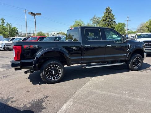 Used 2018 Ford F250 XLT w/ XLT Premium Package AWD/4WD image 29