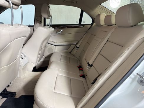 Used 2014 Mercedes-Benz E 350 Sedan image 14