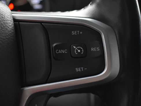 Used 2020 RAM 1500 Big Horn AWD/4WD image 21