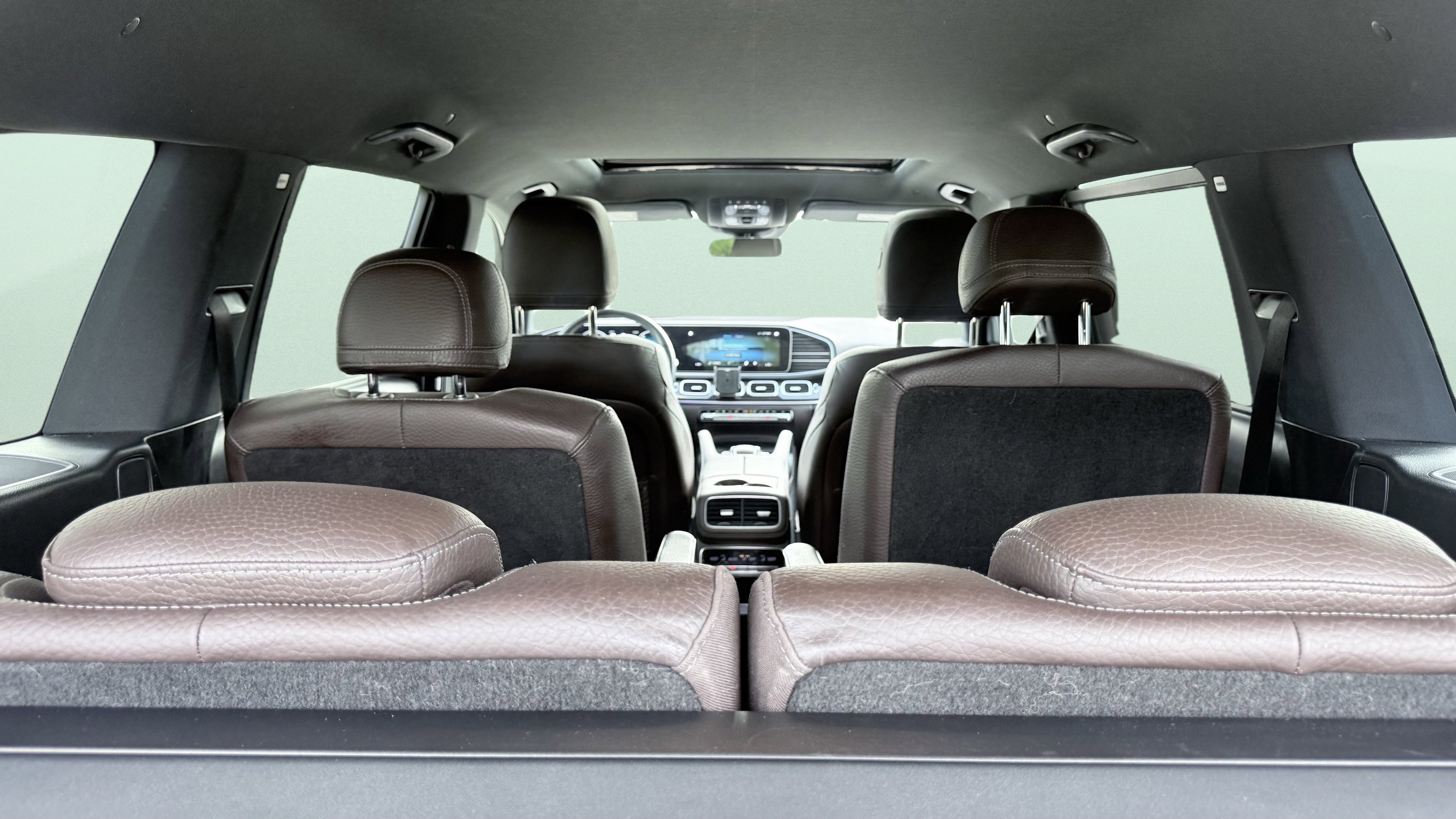 Used 2022 Mercedes-Benz GLS 450 4MATIC image 37