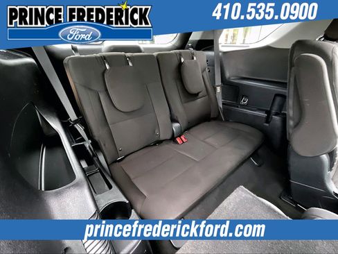 Used 2021 Ford Explorer XLT image 26