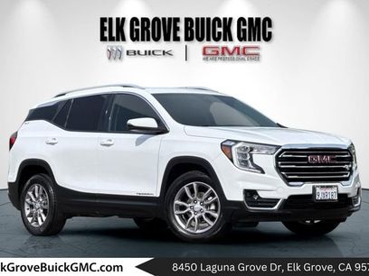 Used 2024 GMC Terrain SLT