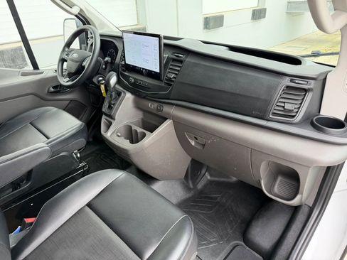 Used 2024 Ford Transit 350 148 Low Roof AWD image 18