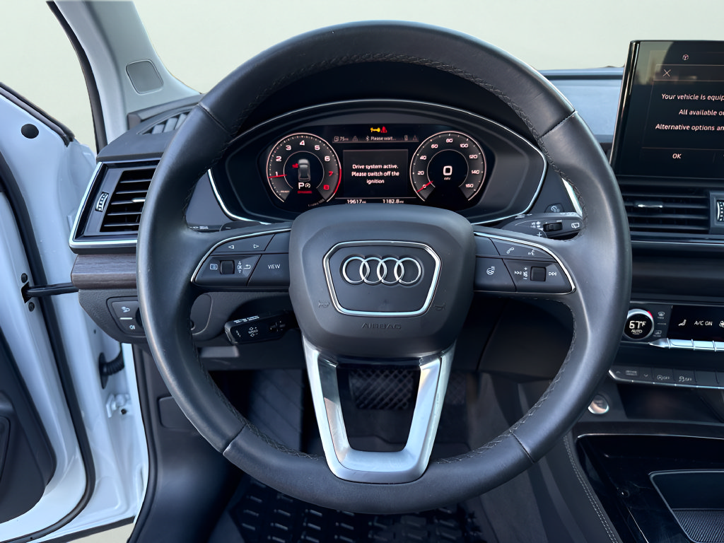 Used 2023 Audi Q5 2.0T Premium Plus w/ Premium Plus Package AWD/4WD image 21