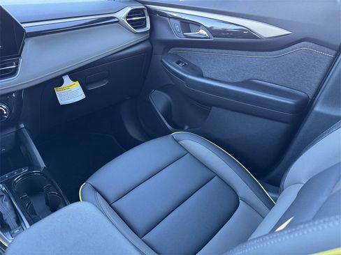 New 2024 Chevrolet TrailBlazer ACTIV w/ Driver Confidence Package image 15