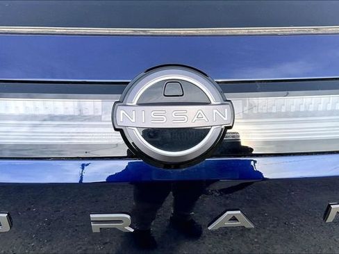 Used 2025 Nissan Murano SV image 31