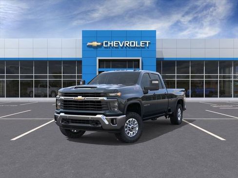 New 2026 Chevrolet Silverado 2500 LT w/ All Star Edition AWD/4WD image 9