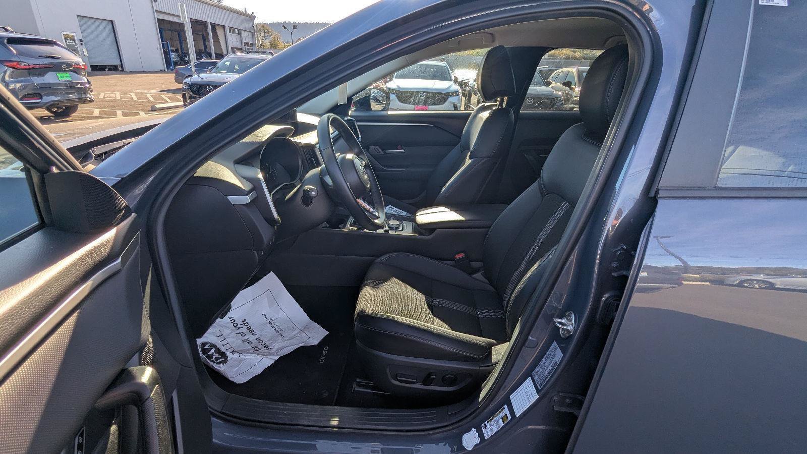 Used 2025 MAZDA CX-50 AWD 2.5 S w/ Preferred Package image 10