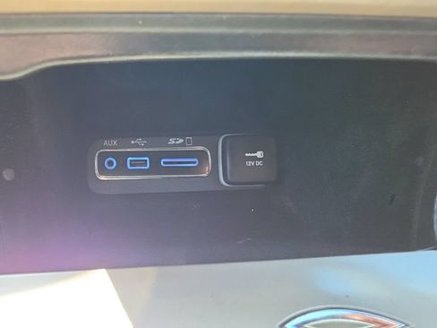 Used 2017 Jeep Grand Cherokee Limited w/ Trailer Tow Group IV AWD/4WD image 19