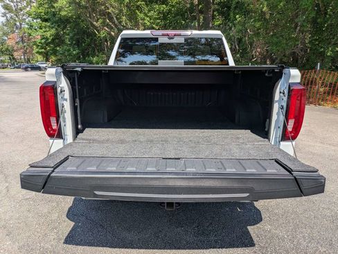 Used 2022 GMC Sierra 1500 Denali w/ Denali Reserve Package AWD/4WD image 12
