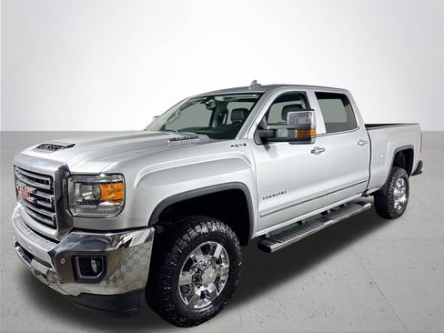 Used 2019 GMC Sierra 2500 SLT w/ Duramax Plus Package image 2