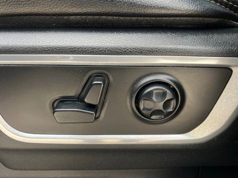 Used 2020 RAM 1500 Laramie w/ Sport Appearance Package AWD/4WD image 40