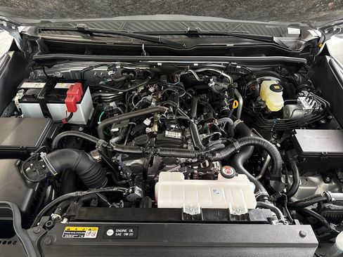 Used 2025 Toyota 4Runner TRD Off-Road Premium AWD/4WD image 11