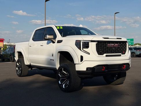 Used 2023 GMC Sierra 1500 AT4 w/ AT4 Premium Package AWD/4WD image 1