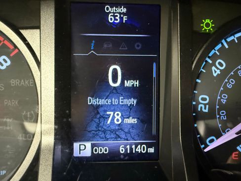 Used 2022 Toyota Tacoma TRD Off-Road RWD image 16