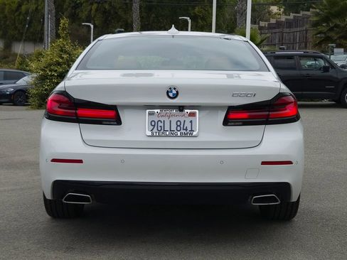 Used 2023 BMW 530i w/ Premium Package RWD image 27