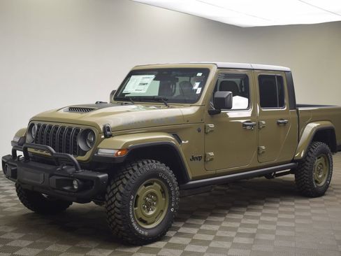 New 2026 Jeep Gladiator Willys AWD/4WD image 16