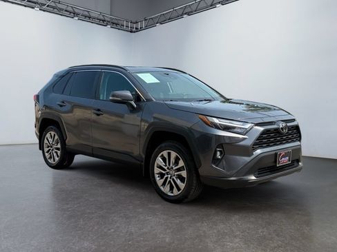 Used 2023 Toyota RAV4 XLE Premium AWD/4WD image 3