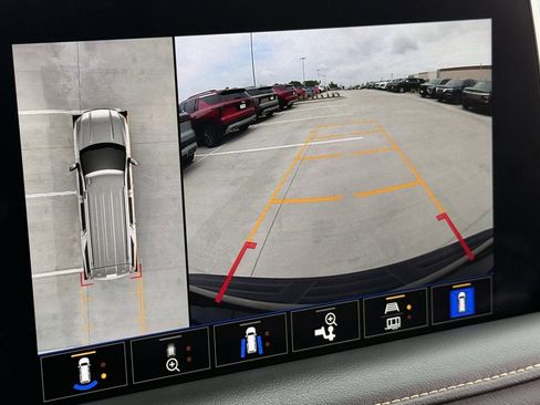 Certified 2023 GMC Yukon AT4 w/ AT4 Premium Package image 16