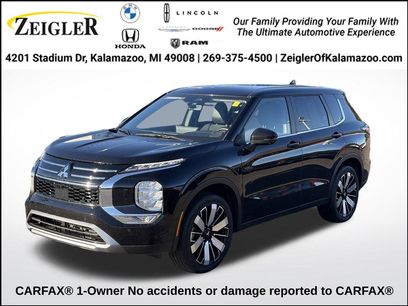 Used 2025 Mitsubishi Outlander SE