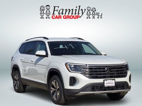 New 2026 Volkswagen Atlas SE FWD image 2
