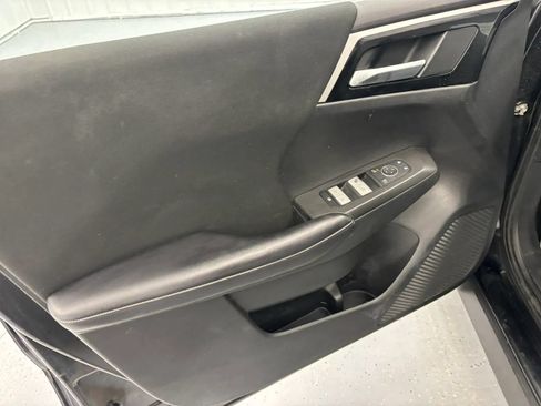 Used 2024 Mitsubishi Outlander ES AWD/4WD image 35